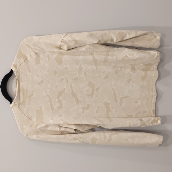 Lululemon | men's surge long sleeve - Picture 5 of 8